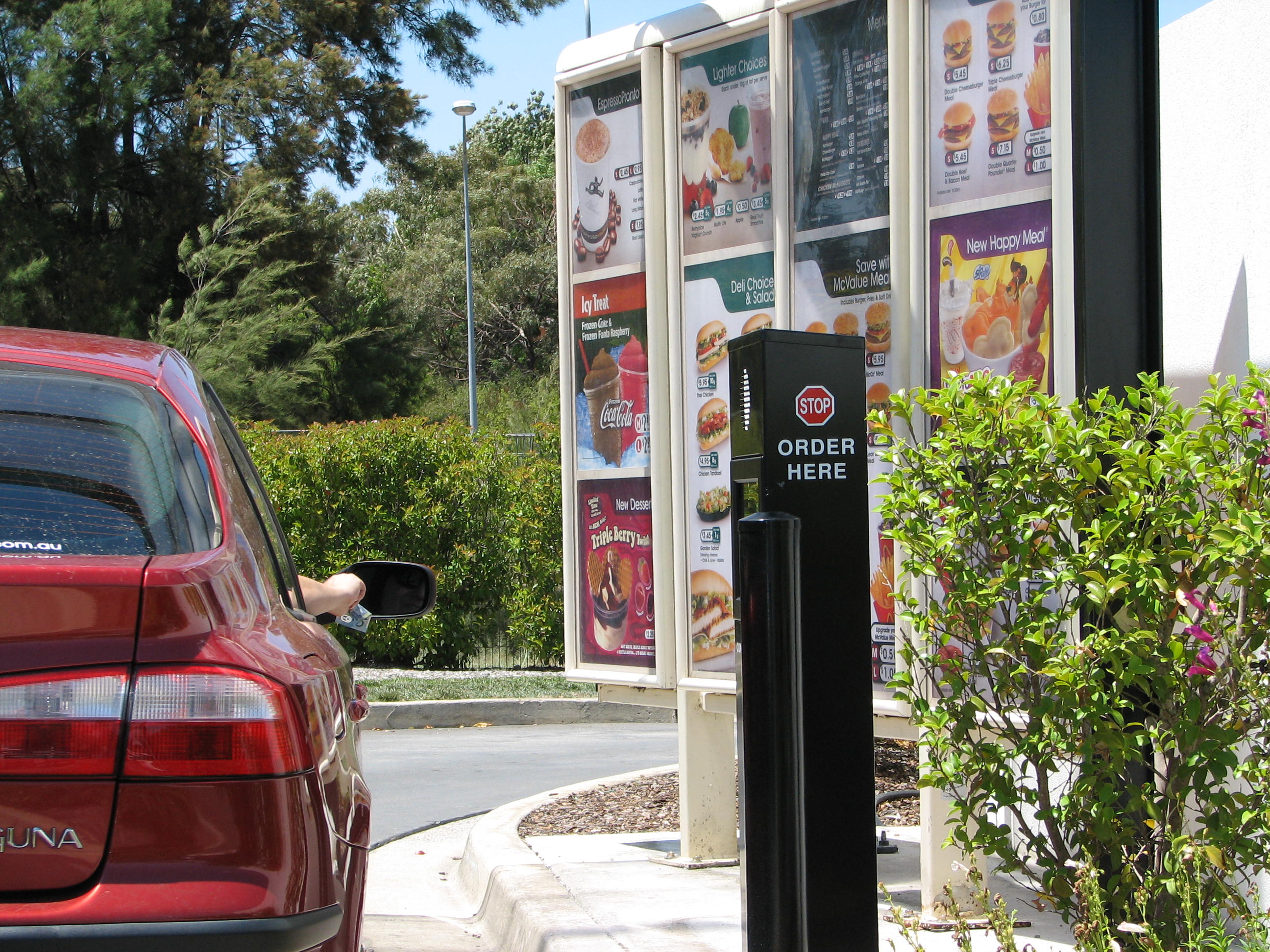 McDonalds drive thru Charnwood Australia.jpg